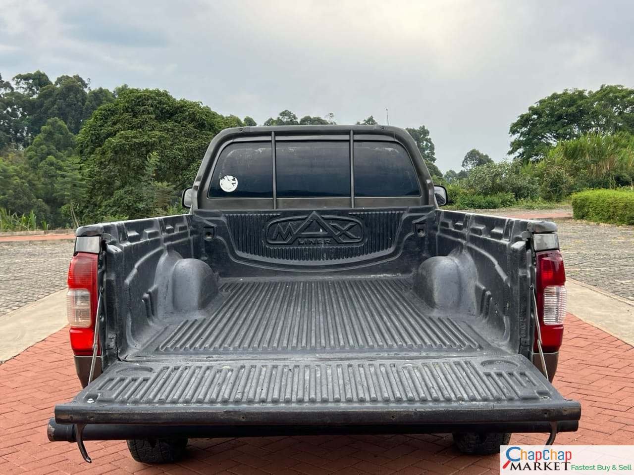ISUZU D-MAX Local assembly PICK-UP single cab QUICK SALE You Pay 30% Deposit Trade in OK Hire purchase installments New