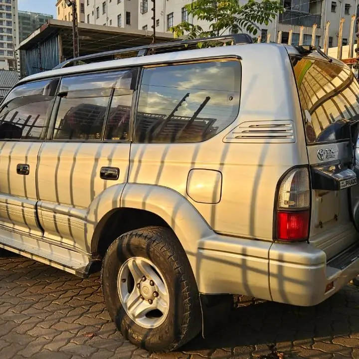 Toyota Prado 95 Asian owner You Pay 30% Deposit Trade in OK Hire purchase installments 23 Task 6c19c9a295bbb82c
