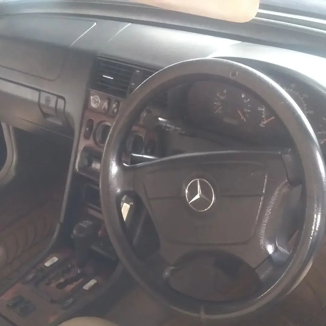 Mercedes Benz C200 QUICK SALE 🔥 You Pay 30% DEPOSIT Trade in OK EXCLUSIVE 15 Task a7687e5610a05c3e