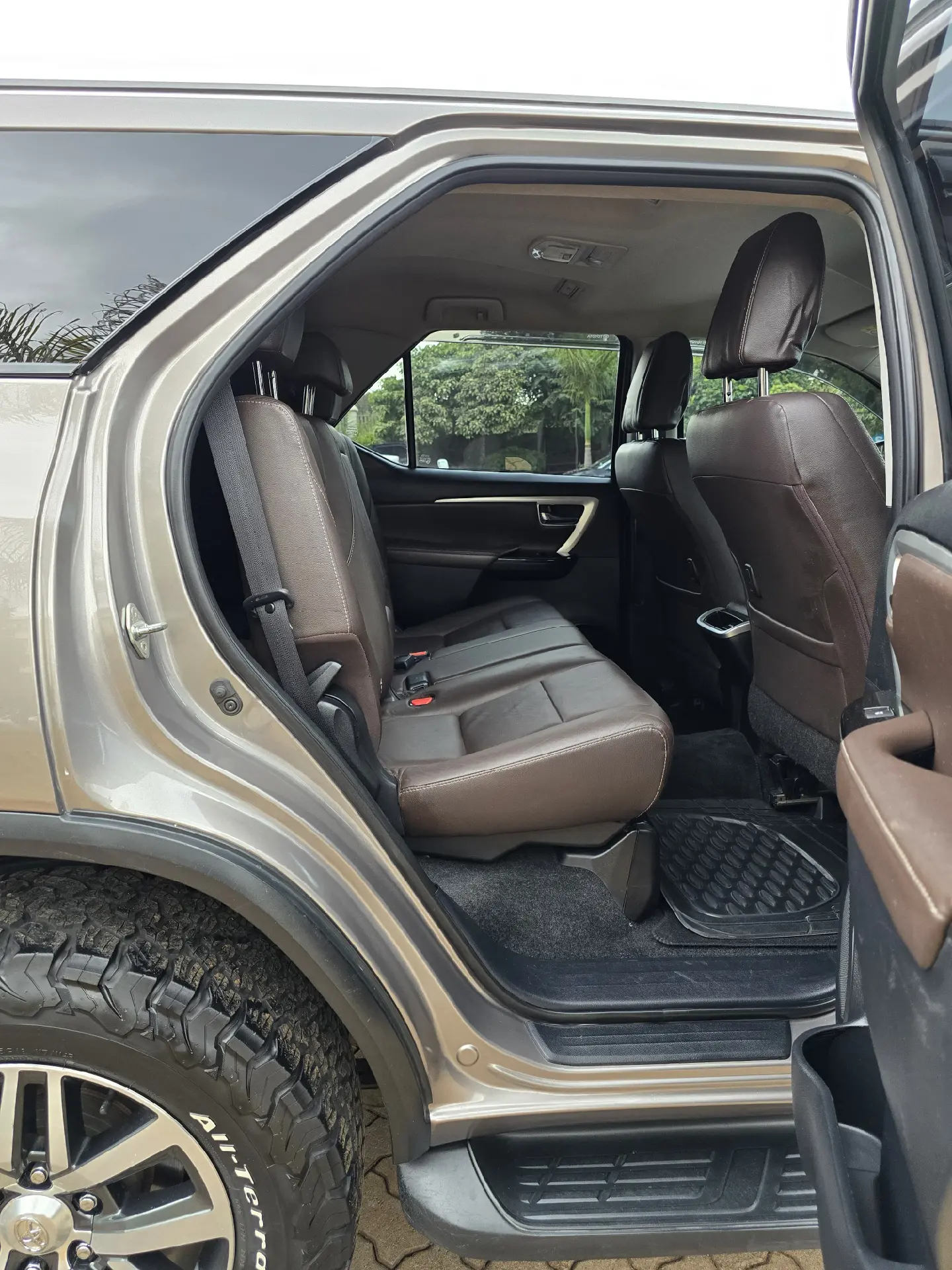 Toyota Fortuner New arrival QUICK SALE 🔥 YOU Pay 40% Deposit Trade in OK  hire purchase installments EXCLUSIVE