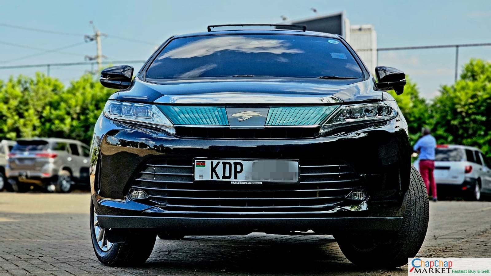TOYOTA HARRIER 2018 SUNROOF LEATHER QUICK SALE new arrival You Pay 30% Deposit Hire purchase installments UpTo 70% financing/finance NO CRB STATUS CHECK Trade in OK New