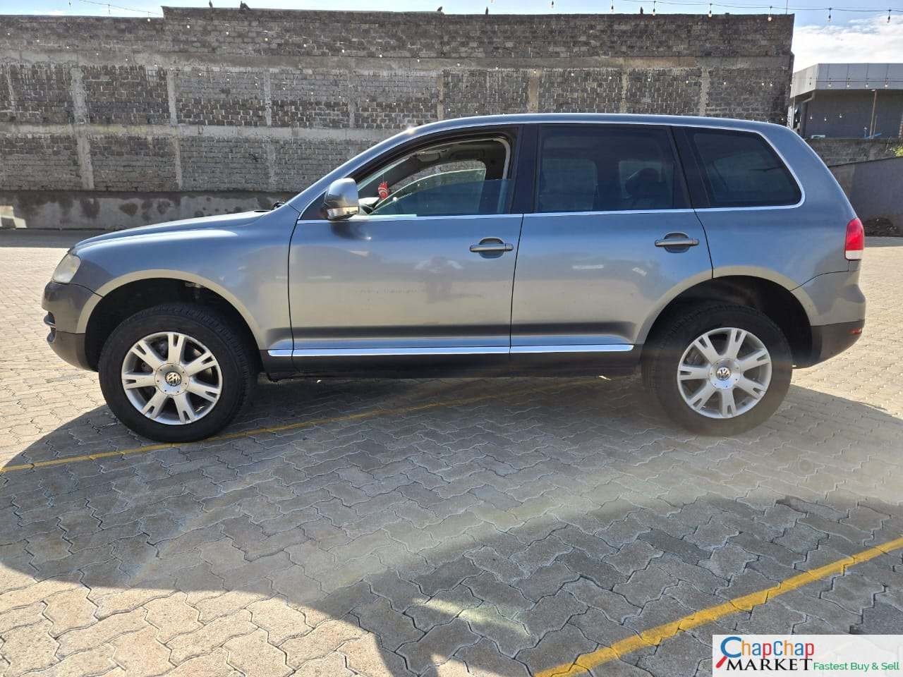 VOLKSWAGEN VW TOUAREG UICK SALE You Pay 30% Deposit Hire purchase installments UpTo 70% financing/finance NO CRB STATUS CHECK Trade in OK EXCLUSIVE