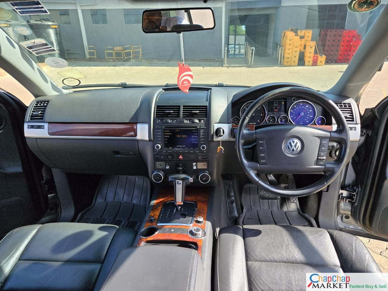 VOLKSWAGEN VW TOUAREG UICK SALE You Pay 30% Deposit Hire purchase installments UpTo 70% financing/finance NO CRB STATUS CHECK Trade in OK EXCLUSIVE