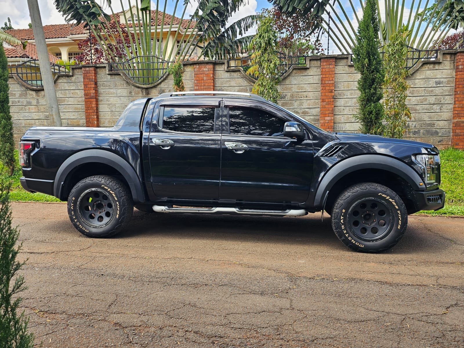 Ford Ranger Wild-track QUICK SALE You Pay 30% Deposit Hire purchase installments UpTo 70% financing/finance NO CRB STATUS CHECK Trade in OK EXCLUSIVE