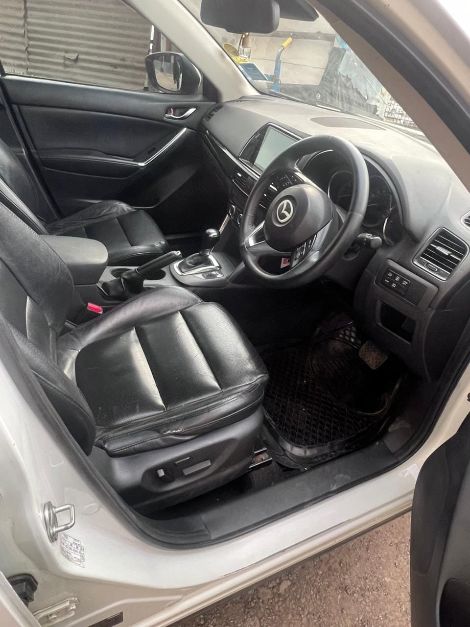 MAZDA CX-5 QUICK SALE You Pay 30% Deposit Hire purchase installments UpTo 70% financing/finance NO CRB STATUS CHECK Trade in OK New Shape