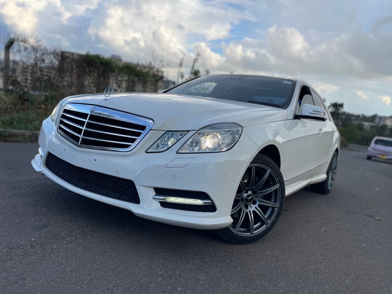MERCEDES BENZ E CLASS Fully Loaded New Shape QUICK SALE You Pay 30% Deposit Hire purchase installments UpTo 70% financing/finance NO CRB STATUS CHECK 🔥