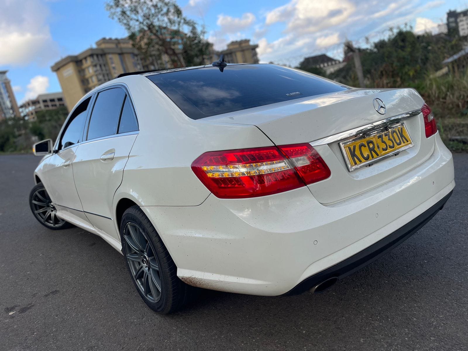 MERCEDES BENZ E CLASS Fully Loaded New Shape QUICK SALE You Pay 30% Deposit Hire purchase installments UpTo 70% financing/finance NO CRB STATUS CHECK 🔥