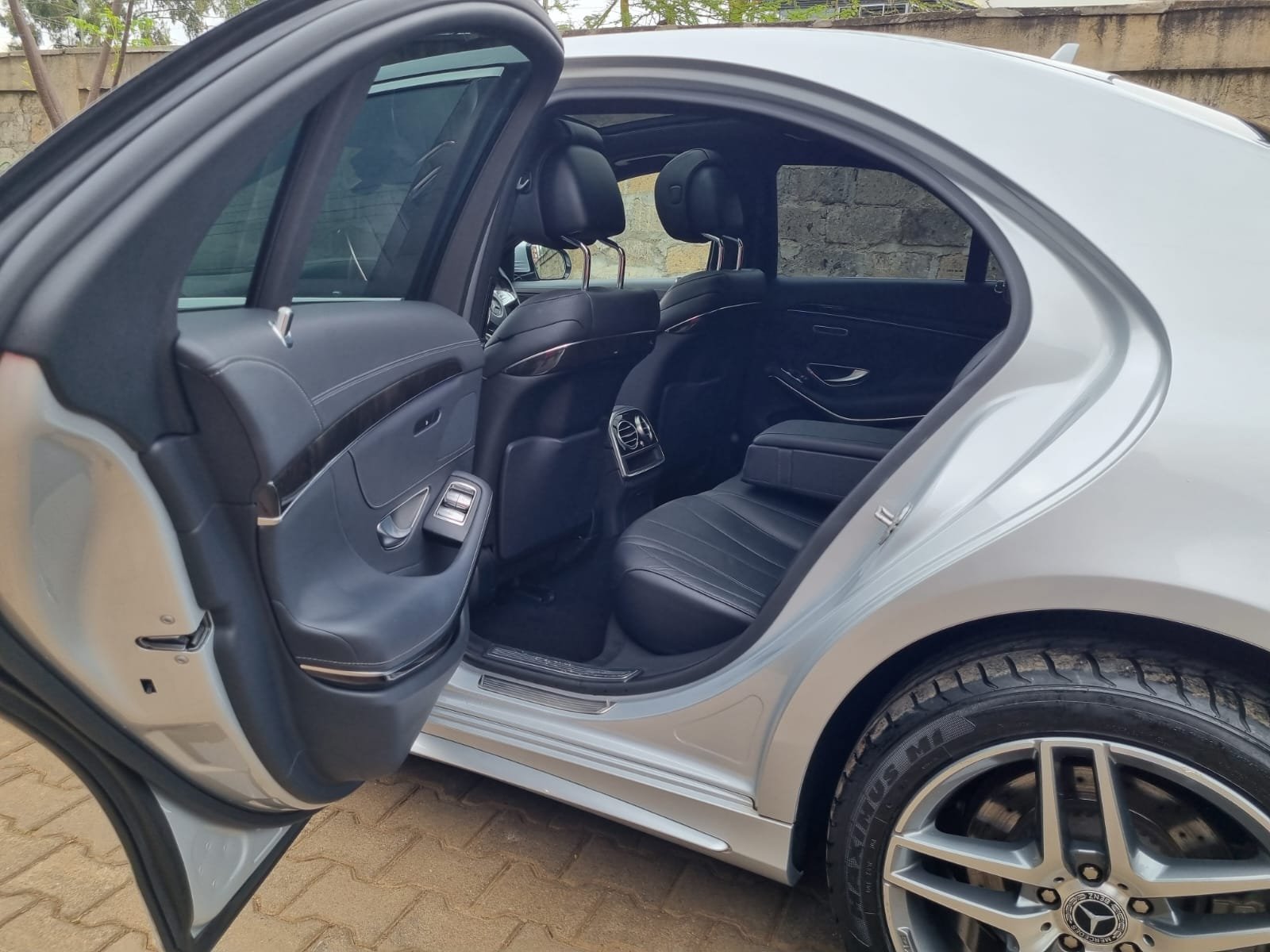 Mercedes S-400 Hybrid Panoramic QUICK SALE You Pay 30% Deposit Hire purchase installments UpTo 70% financing/finance NO CRB STATUS CHECK Trade in OK New