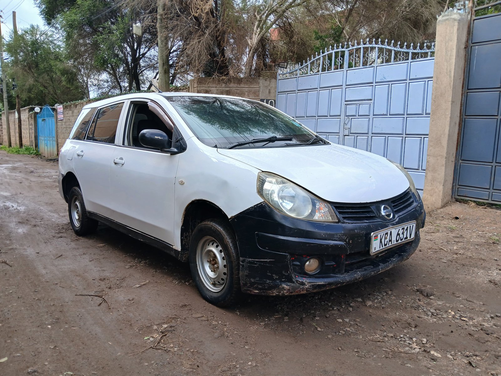 Nissan Ad-Van 300K Only 🤩 QUICK SALE You Pay 30% Deposit Hire purchase installments UpTo 70% financing/finance NO CRB STATUS CHECK Trade in OK EXCLUSIVE