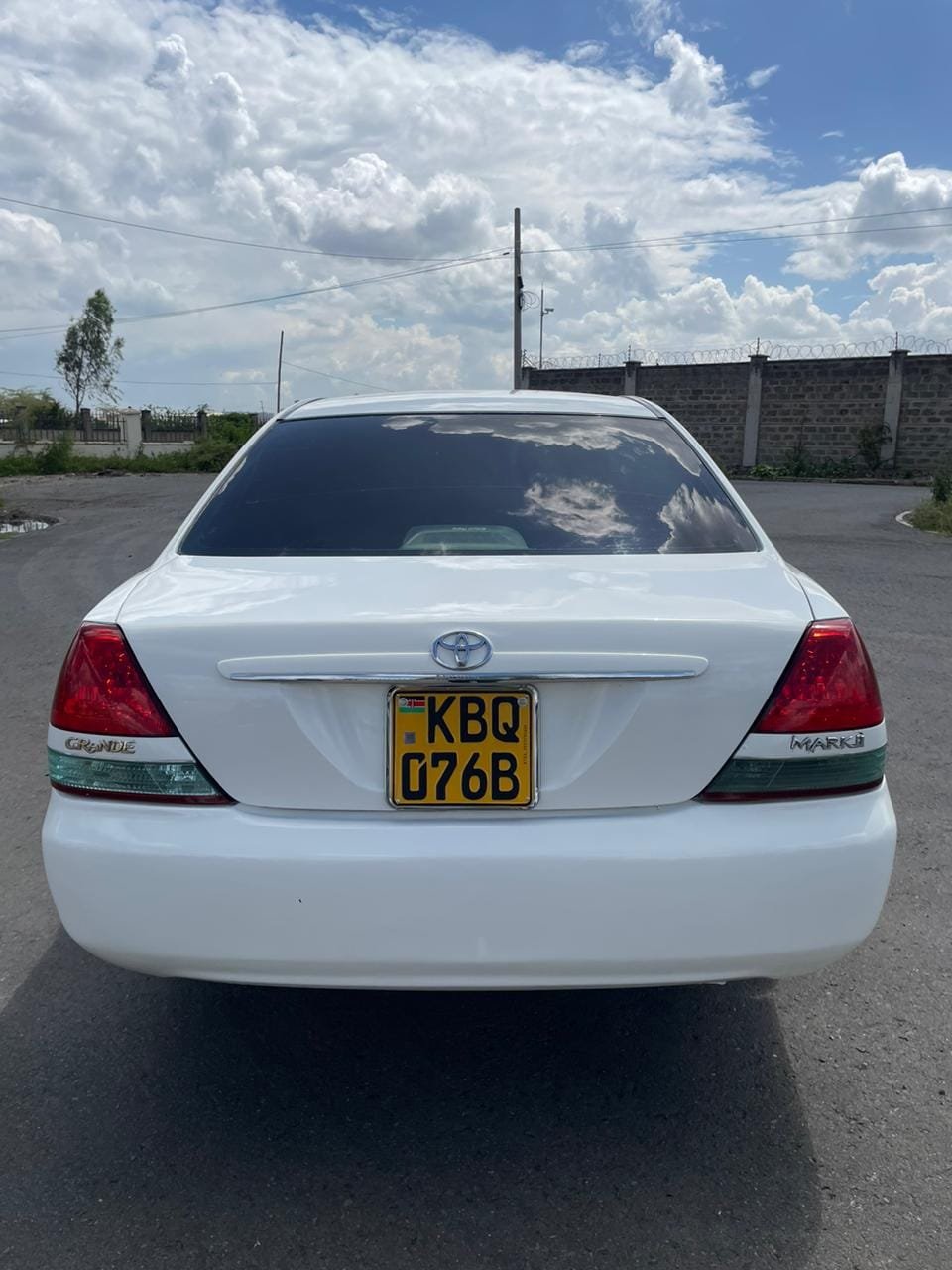 Toyota Mark 2 ii Grande QUICK SALE You Pay 30% Deposit Hire purchase installments UpTo 70% financing/finance NO CRB STATUS CHECK Trade in OK EXCLUSIVE