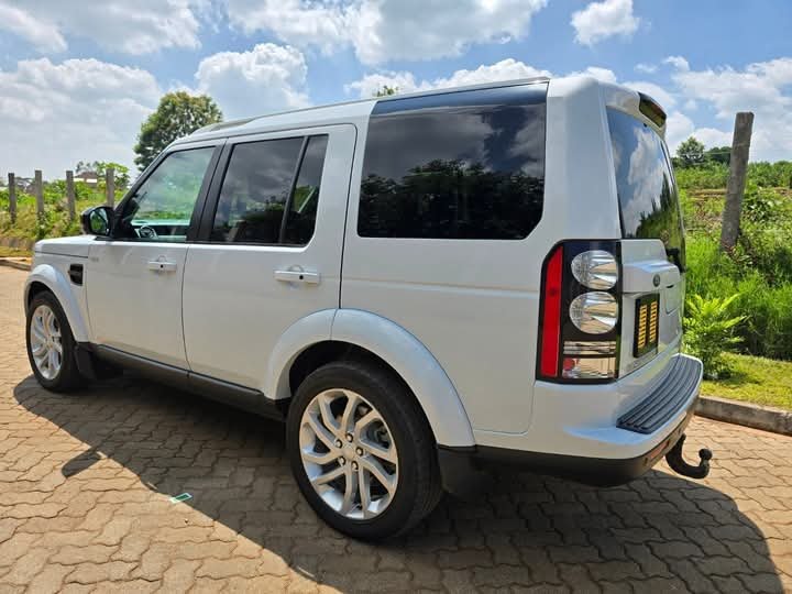 Land Rover Discovery 4 Land-Mark New Arrival fully loaded QUICK SALE You Pay 30% Deposit Hire purchase installments UpTo 70% financing/finance NO CRB STATUS CHECK Trade in OK 25 FB IMG 1733411919952