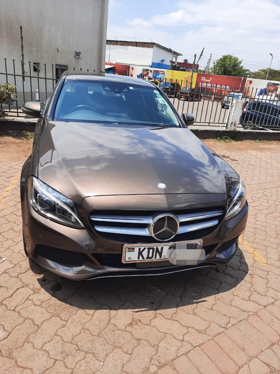 Mercedes Benz C180 new shape QUICK SALE You Pay 30% Deposit Hire purchase installments UpTo 70% financing/finance NO CRB STATUS CHECK Trade in OK