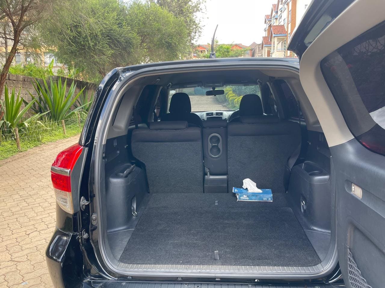 TOYOTA Vanguard 2012 1.54M ONLY 😲 QUICK SALE You Pay 30% Deposit Hire purchase installments UpTo 70% financing/finance NO CRB STATUS CHECK Trade in OK EXCLUSIVE