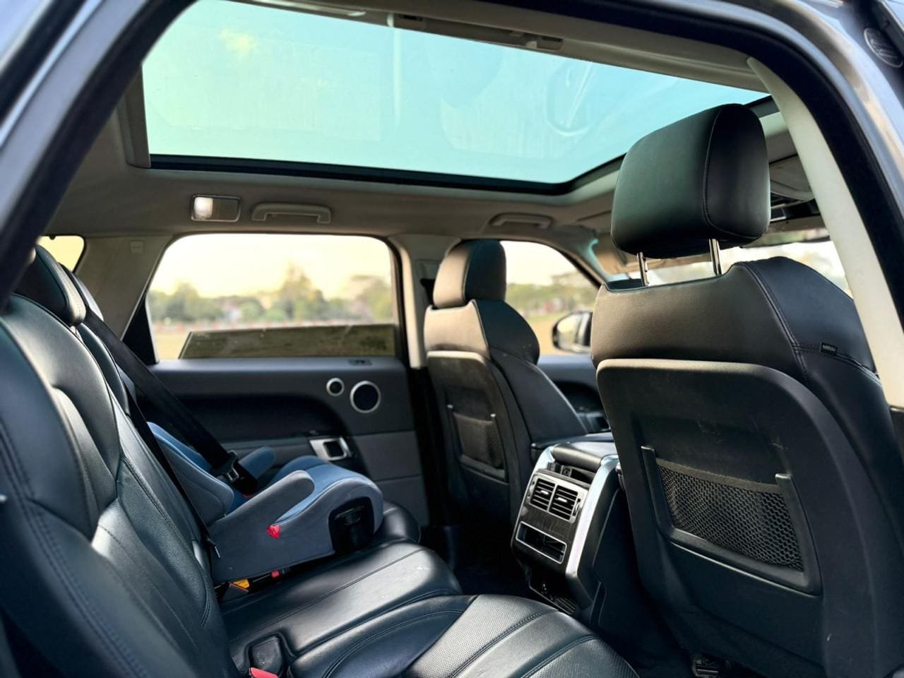 RANGE ROVER SPORT Panoramic QUICK SALE You Pay 30% Deposit Hire purchase installments UpTo 70% financing/finance NO CRB STATUS CHECK Trade in OK EXCLUSIVE