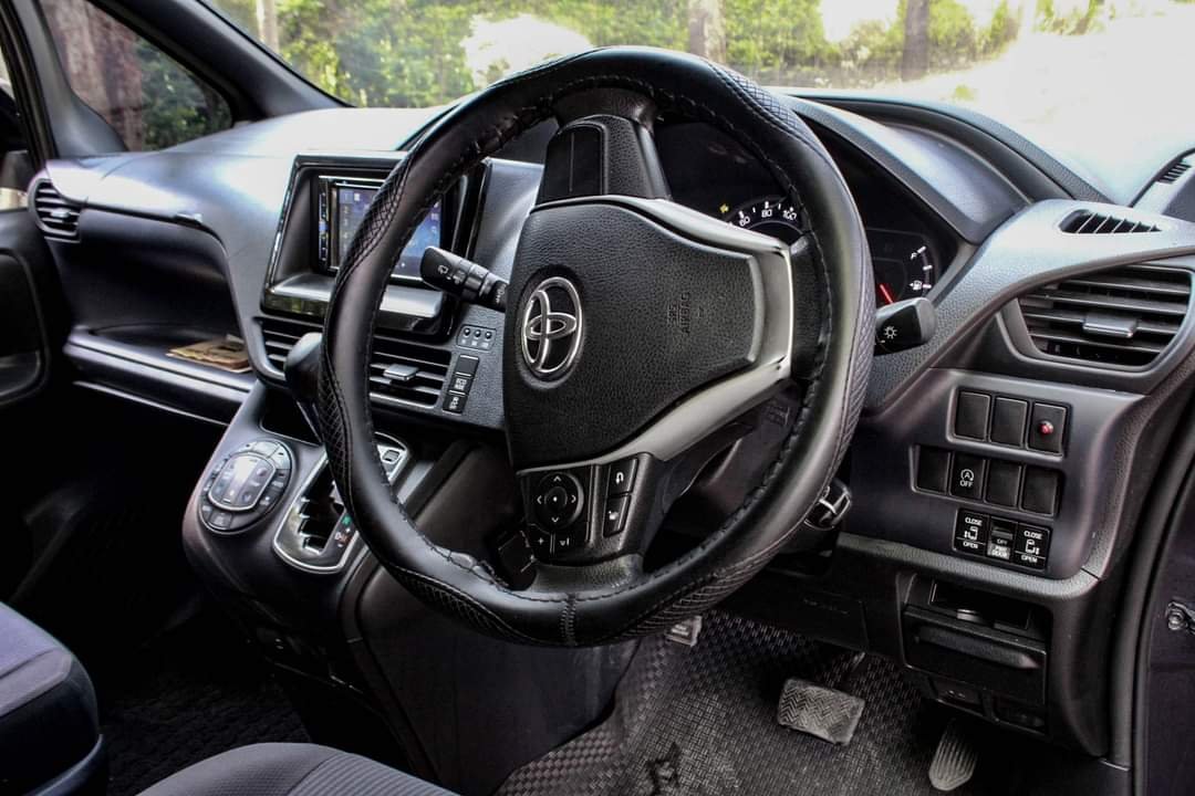 Toyota VOXY New shape 8 seater QUICK SALE You Pay 30% Deposit Hire purchase installments UpTo 70% financing/finance NO CRB STATUS CHECK Trade in OK