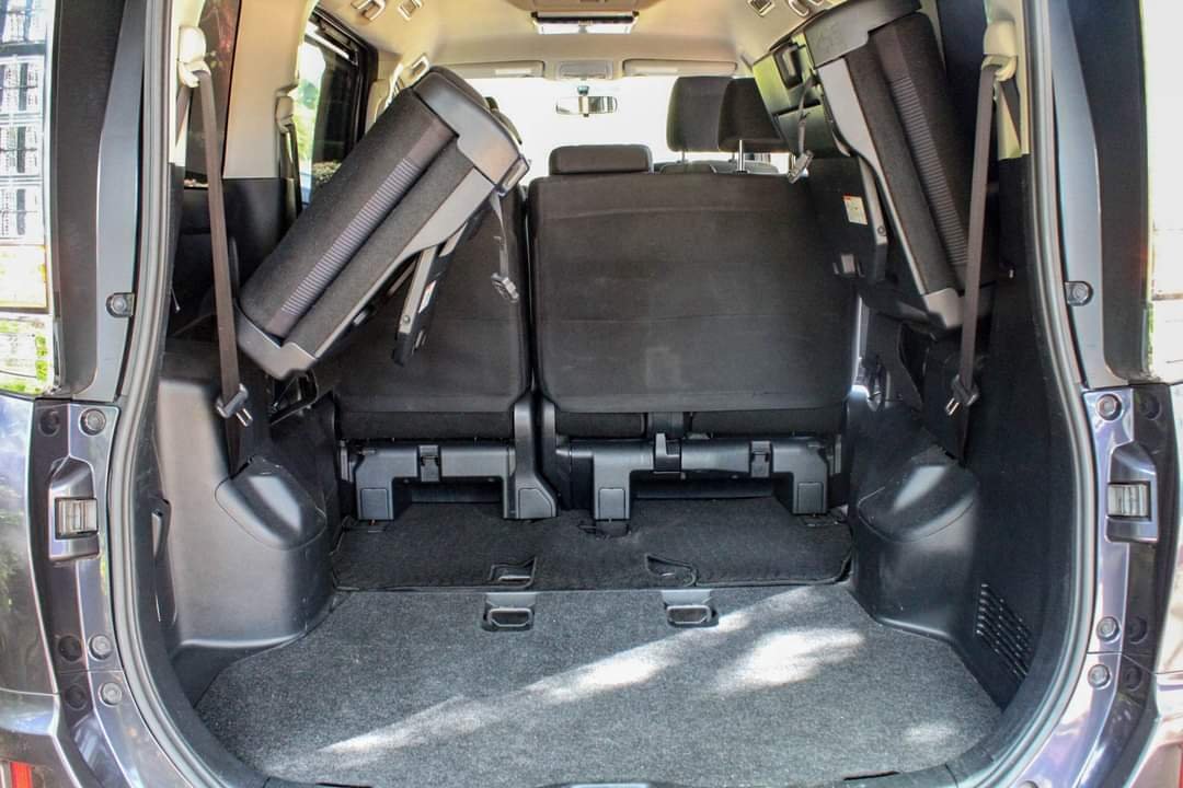 Toyota VOXY New shape 8 seater QUICK SALE You Pay 30% Deposit Hire purchase installments UpTo 70% financing/finance NO CRB STATUS CHECK Trade in OK