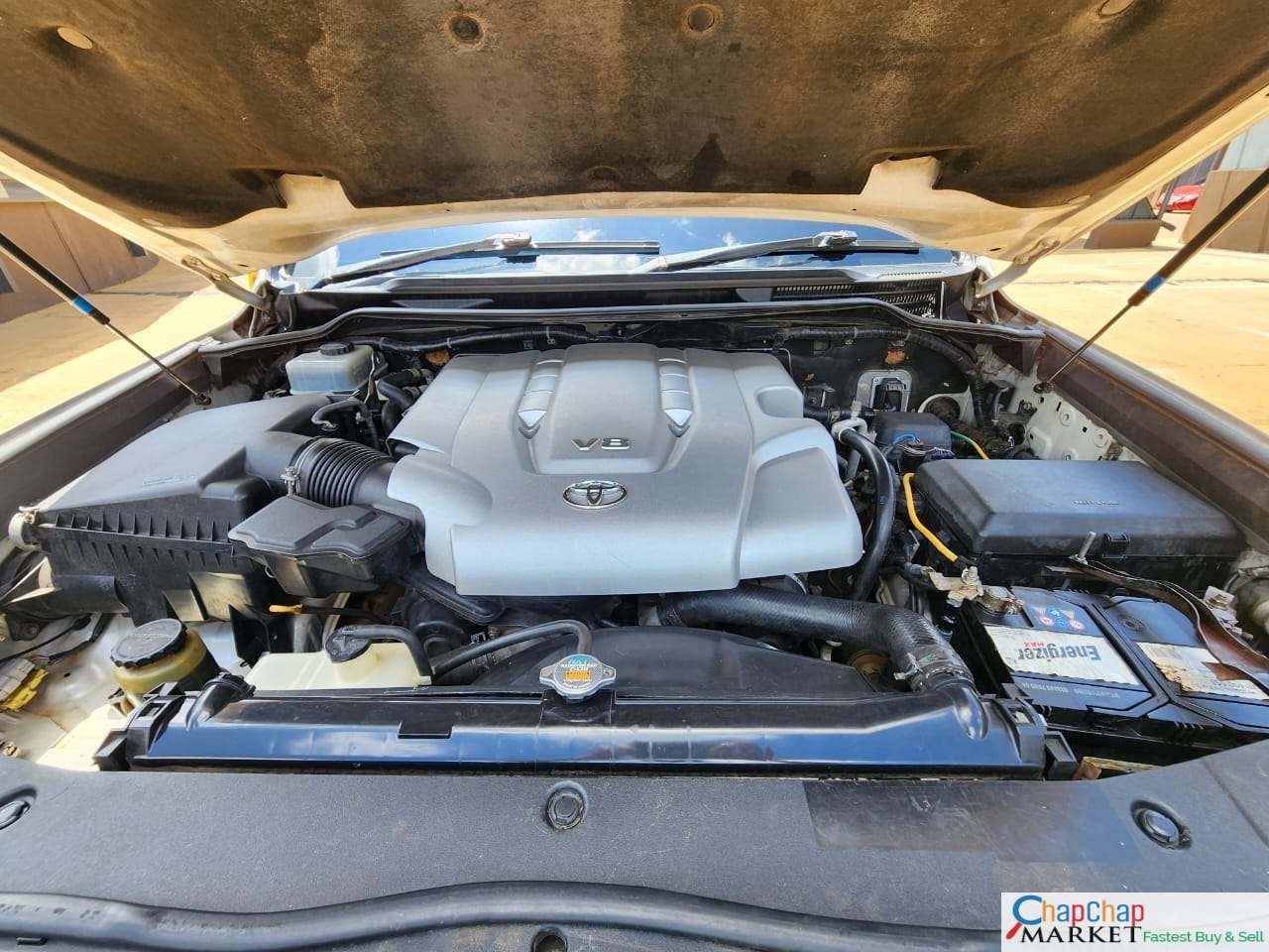 TOYOTA LAND-CRUISER V8 QUICK SALE QUICK SALE You Pay 30% Deposit Hire purchase installments UpTo 70% financing/finance NO CRB STATUS CHECK Trade in OK
