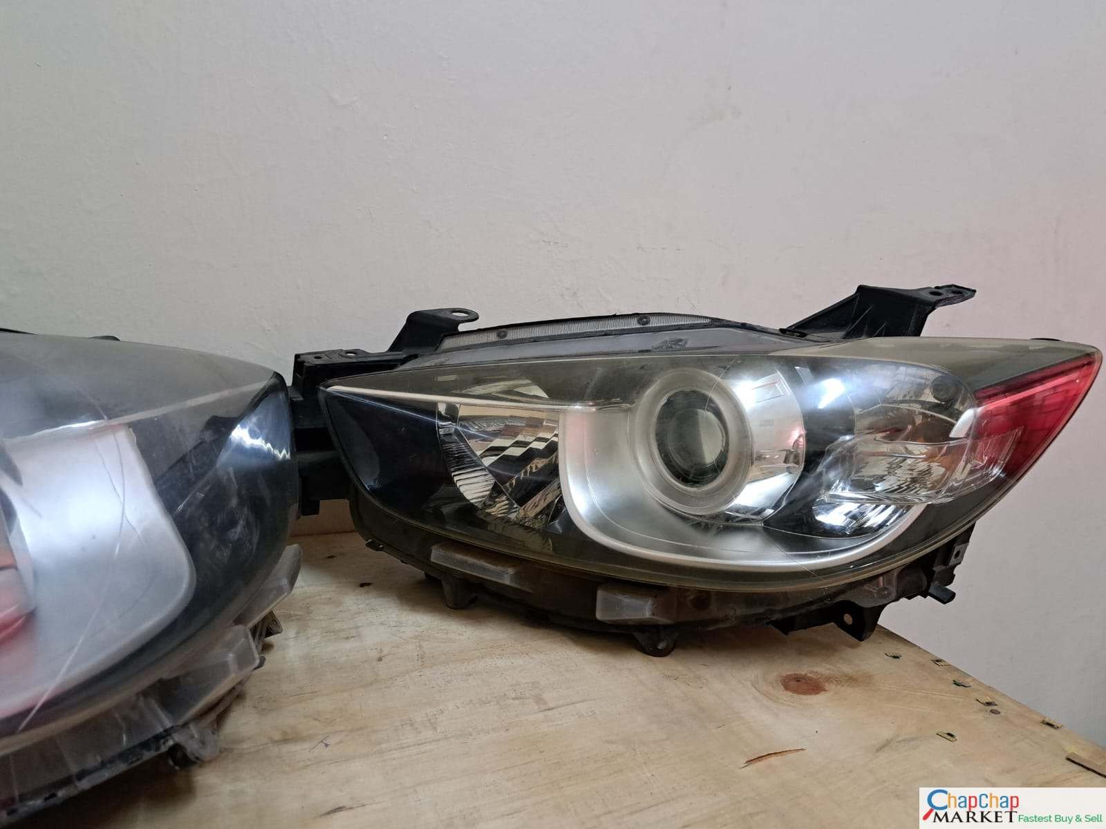 Spare parts Full set of headlights taillights and front grill for Mazda CX-5. Ex Japan