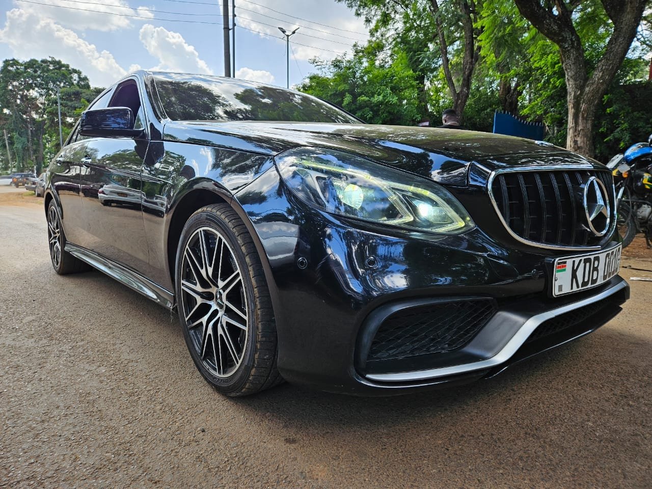MERCEDES BENZ E-250 FULLY LOADED QUICK SALE You Pay 30% Deposit Hire purchase installments UpTo 70% financing/finance NO CRB STATUS CHECK Trade in OK