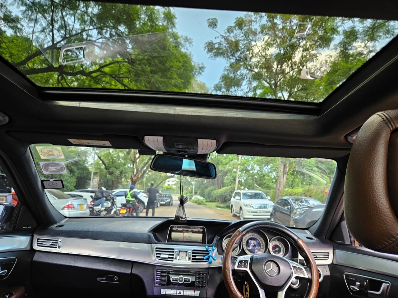 MERCEDES BENZ E-250 FULLY LOADED QUICK SALE You Pay 30% Deposit Hire purchase installments UpTo 70% financing/finance NO CRB STATUS CHECK Trade in OK