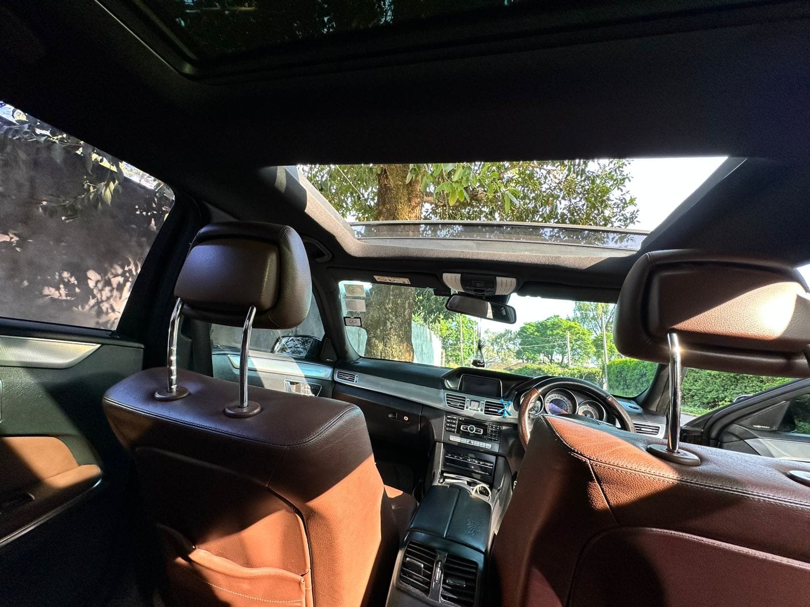MERCEDES BENZ E-250 FULLY LOADED QUICK SALE You Pay 30% Deposit Hire purchase installments UpTo 70% financing/finance NO CRB STATUS CHECK Trade in OK
