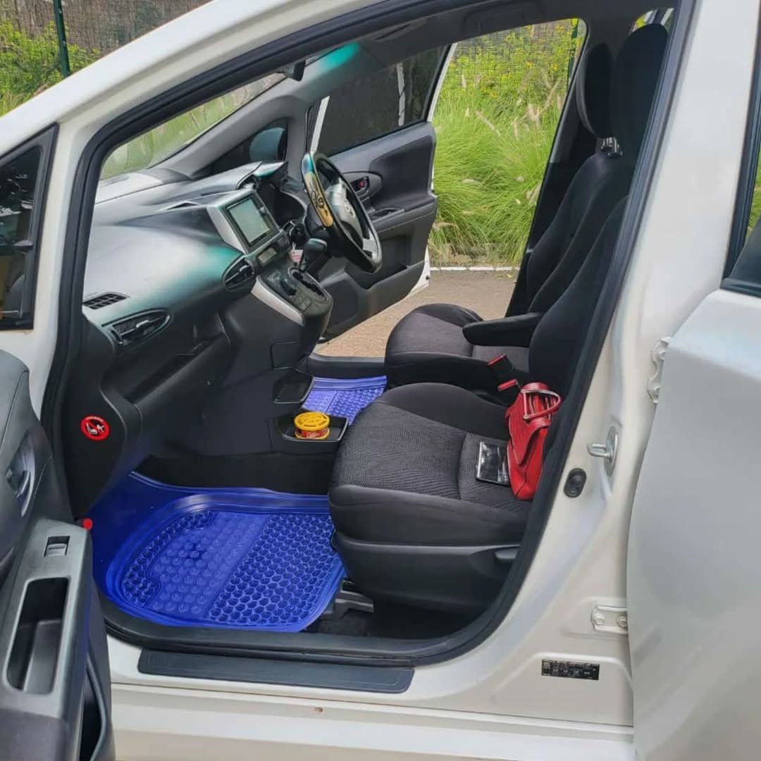 TOYOTA WISH QUICK SALE You Pay 30% Deposit Hire purchase installments UpTo 70% financing/finance NO CRB STATUS CHECK Trade in OK