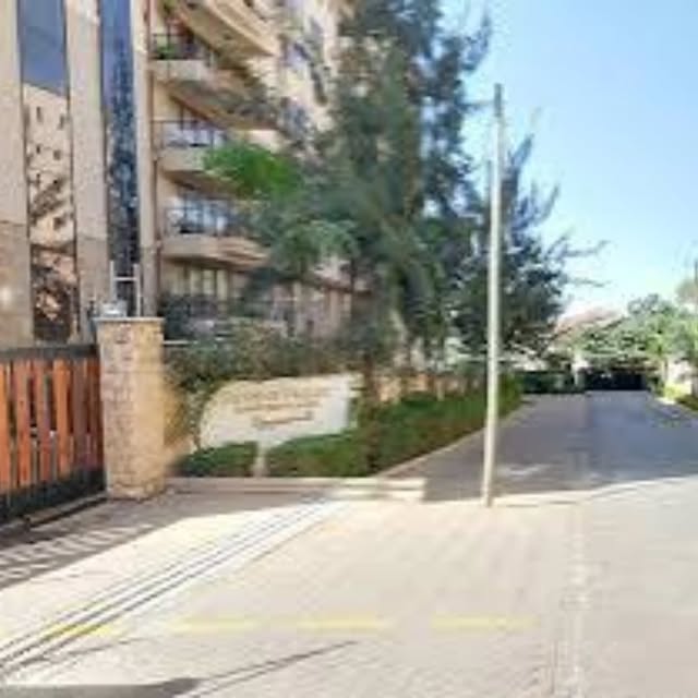 3 bedroom apartment For Sale Ensuite swimming pool etc Serene Valley upper-hill 16 Task 541e8e76a8fe91ba