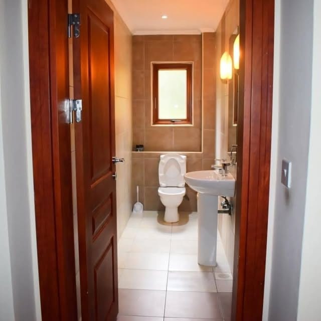 3 bedroom apartment For Sale Ensuite swimming pool etc Serene Valley upper-hill 15 Task ab307c07cb498254