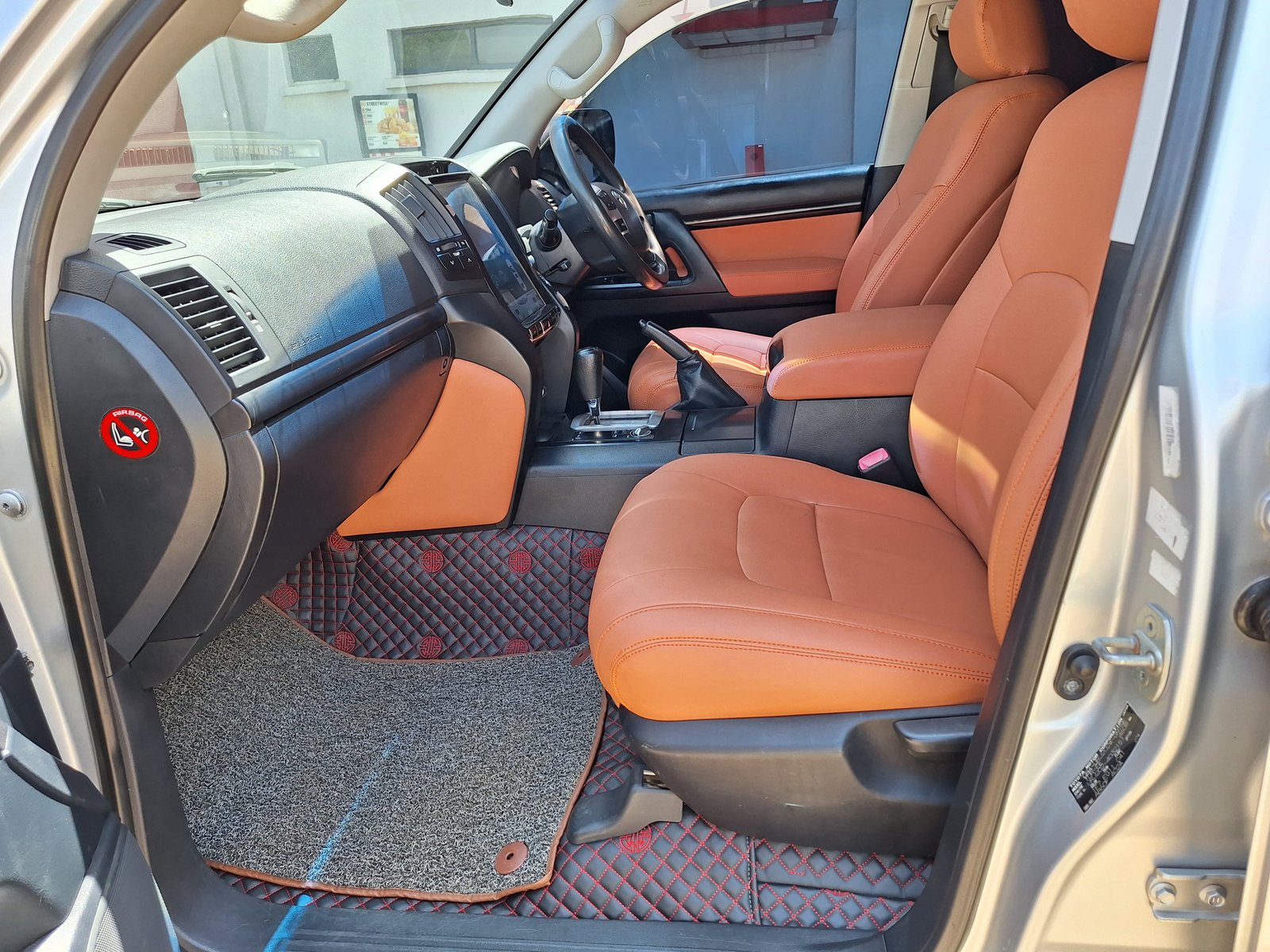 Toyota Land-Cruiser V8 new shape QUICK SALE You Pay 30% Deposit Hire purchase installments HP UpTo 70% financing/finance NO CRB STATUS CHECK Trade in OK