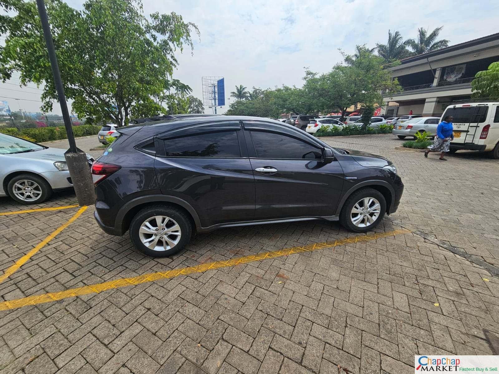 Honda Vezel New Arrival 2.15M ONLY π² QUICK SALE You Pay 30% Deposit Hire purchase installments HP UpTo 70% financing/finance NO CRB STATUS CHECK Trade in OK