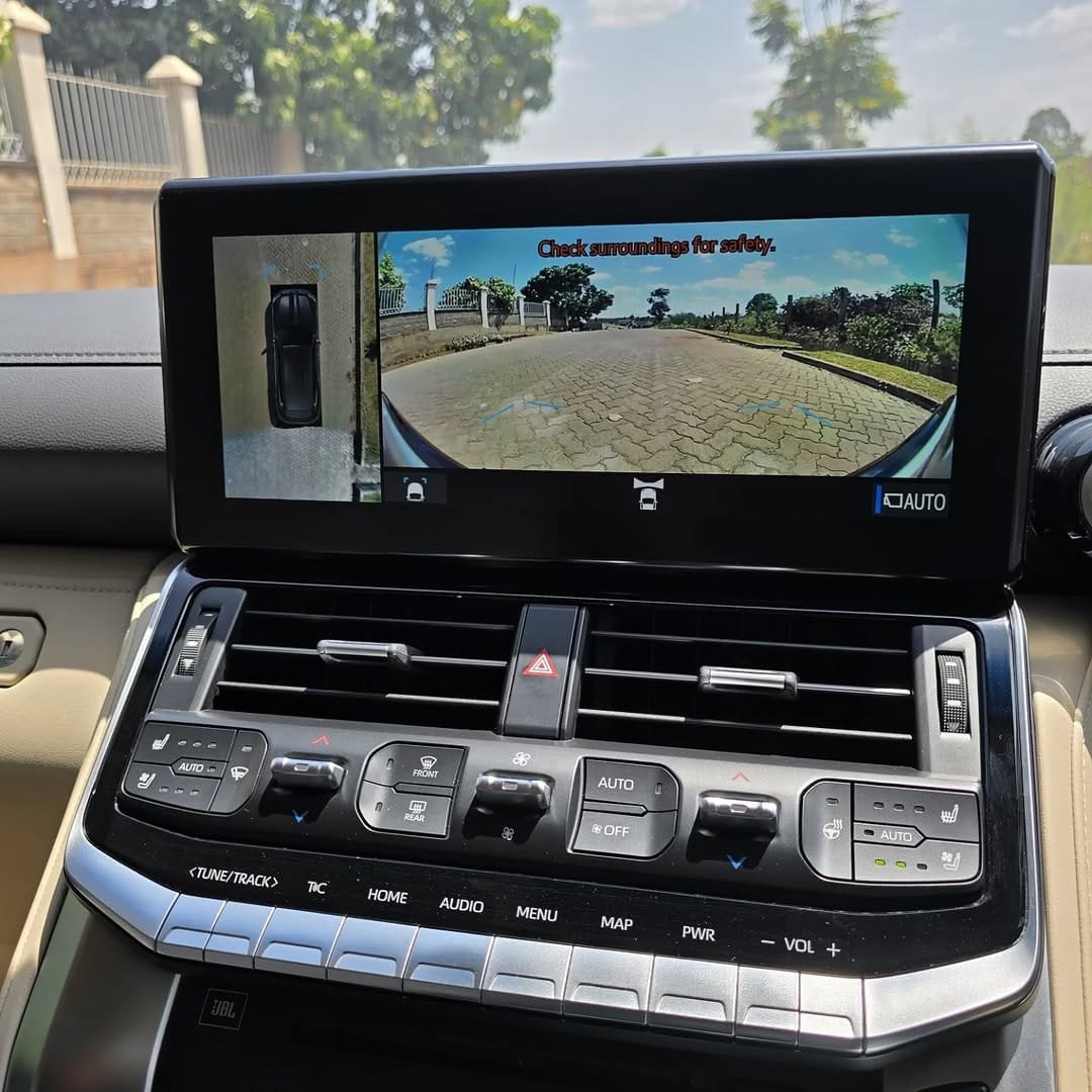 Toyota Land-Cruiser 300 series ZX V8 DIESEL 3.3cc 2023 New Arrival 🤩 QUICK SALE You Pay 30% Deposit Hire purchase installments HP UpTo 70% financing/finance NO CRB STATUS CHECK Trade in OK