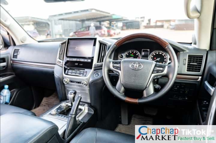 Toyota Land-Cruiser V8  Asian Owner 2017 7.2M ONLY 😲 🤯 QUICK SALE You Pay 30% Deposit Hire purchase installments HP UpTo 70% financing/finance NO CRB STATUS CHECK Trade in OK