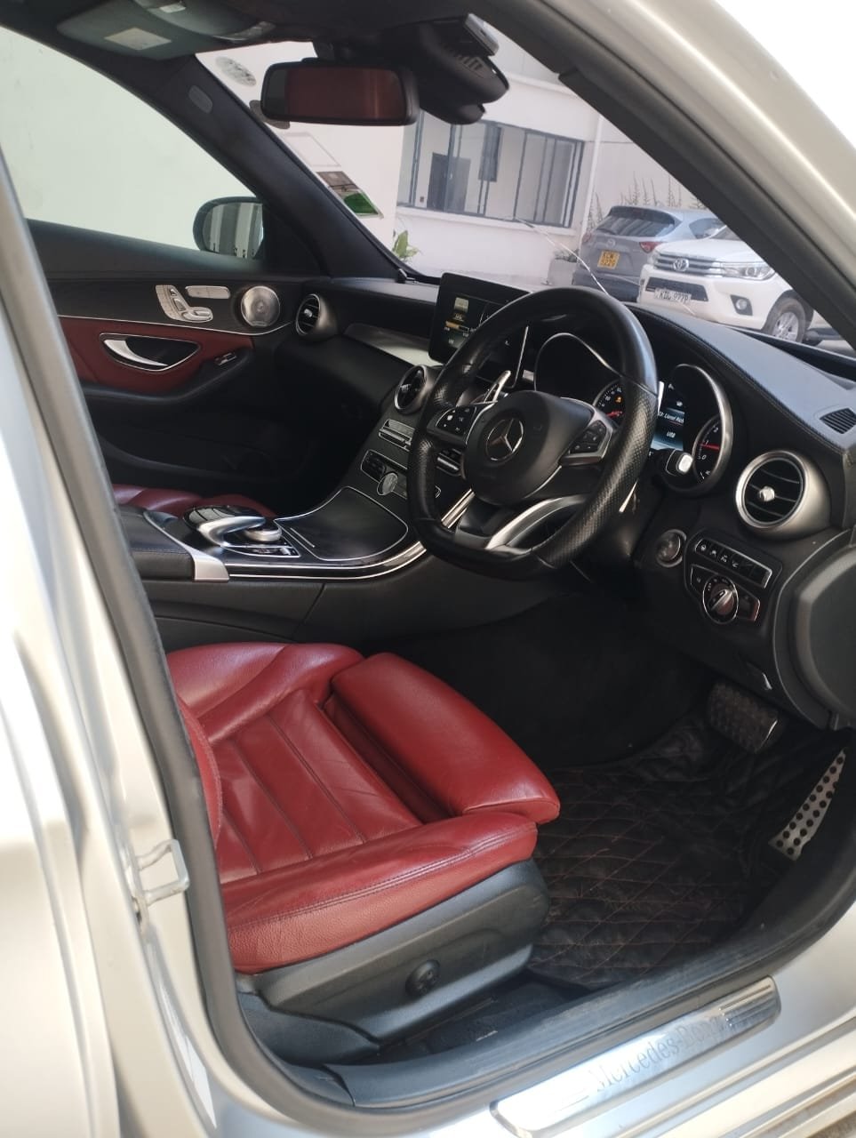 Mercedes Benz C250 AVANTGARDE AMG SPORT with panoramic MOON-ROOF sunroof QUICK SALE You Pay 30% Deposit Hire purchase installments HP UpTo 70% financing/finance NO CRB STATUS CHECK Trade in OK