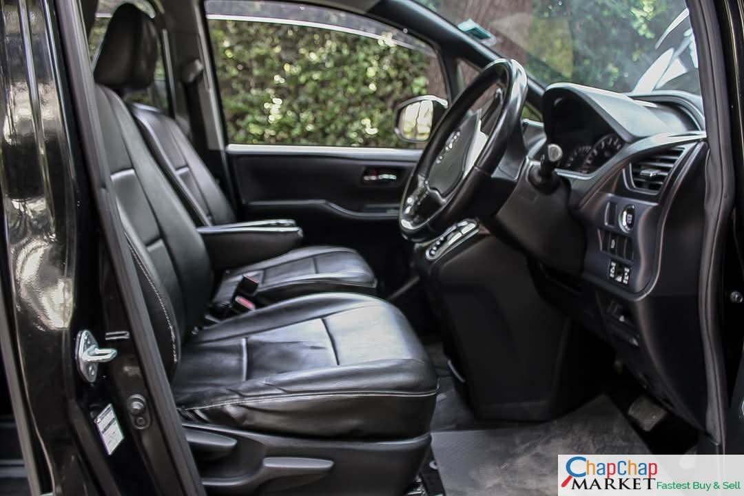 Toyota VOXY New shape New Arrival QUICK SALE You Pay 30% Deposit Hire purchase installments HP UpTo 70% financing/finance NO CRB STATUS CHECK Trade in OK 🔥