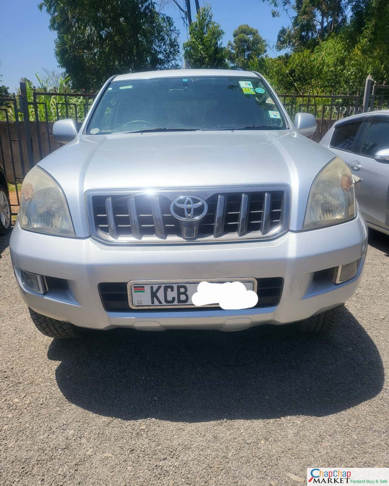 TOYOTA LAND-CRUISER Prado j120 KCB 1.7M Nego 😲 🤯 QUICK SALE You Pay 30% Deposit Hire purchase installments HP UpTo 70% financing/finance NO CRB STATUS CHECK Trade in OK