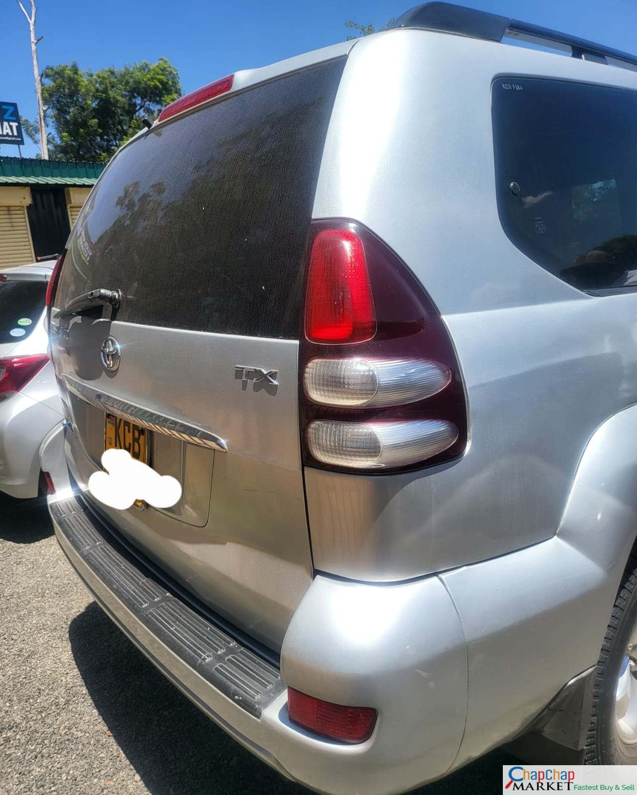 TOYOTA LAND-CRUISER Prado j120 KCB 1.7M Nego 😲 🤯 QUICK SALE You Pay 30% Deposit Hire purchase installments HP UpTo 70% financing/finance NO CRB STATUS CHECK Trade in OK