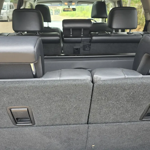 Toyota Land-Cruiser VX-L Fully Loaded DIESEL 3.0 New Arrival 🤩 QUICK SALE You Pay 30% Deposit Hire purchase installments HP UpTo 70% financing/finance NO CRB STATUS CHECK Trade in OK 11 Task 8f3dca482ef44c27