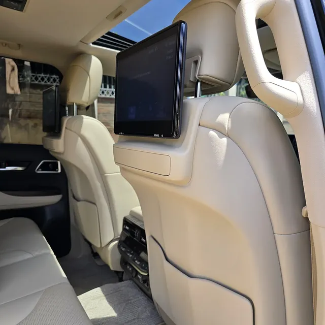 18M ONLY 😲 Toyota Land-Cruiser LC 300 series ZX V8 DIESEL 3.3cc 2023 New Arrival 🤩 QUICK SALE You Pay 30% Deposit Hire purchase installments HP UpTo 70% financing/finance NO CRB STATUS CHECK Trade in OK 20 Task a6cd273cf33b2392