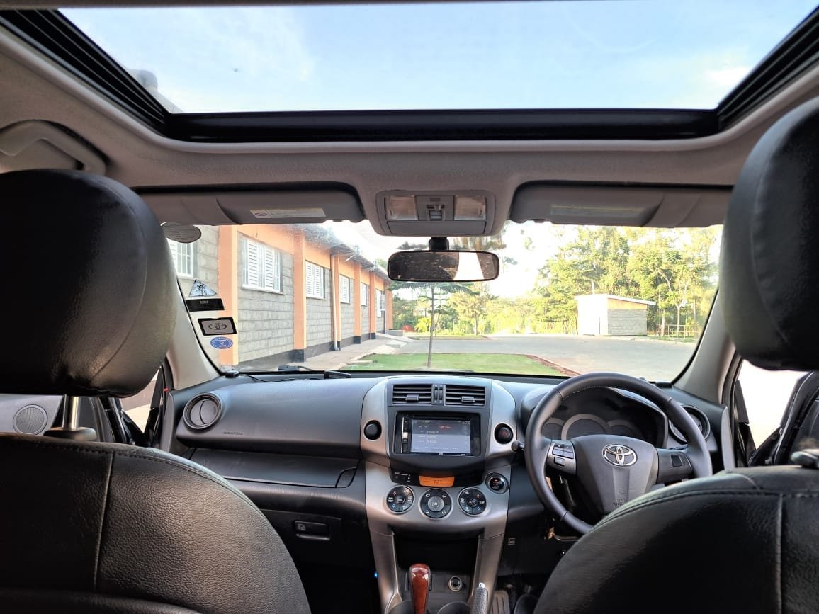 Toyota Vanguard with PANORAMIC SUNROOF QUICK SALE You Pay 30% Deposit Hire purchase installments HP UpTo 70% financing/finance NO CRB STATUS CHECK Trade in OK 15 IMG 20250301 WA0046
