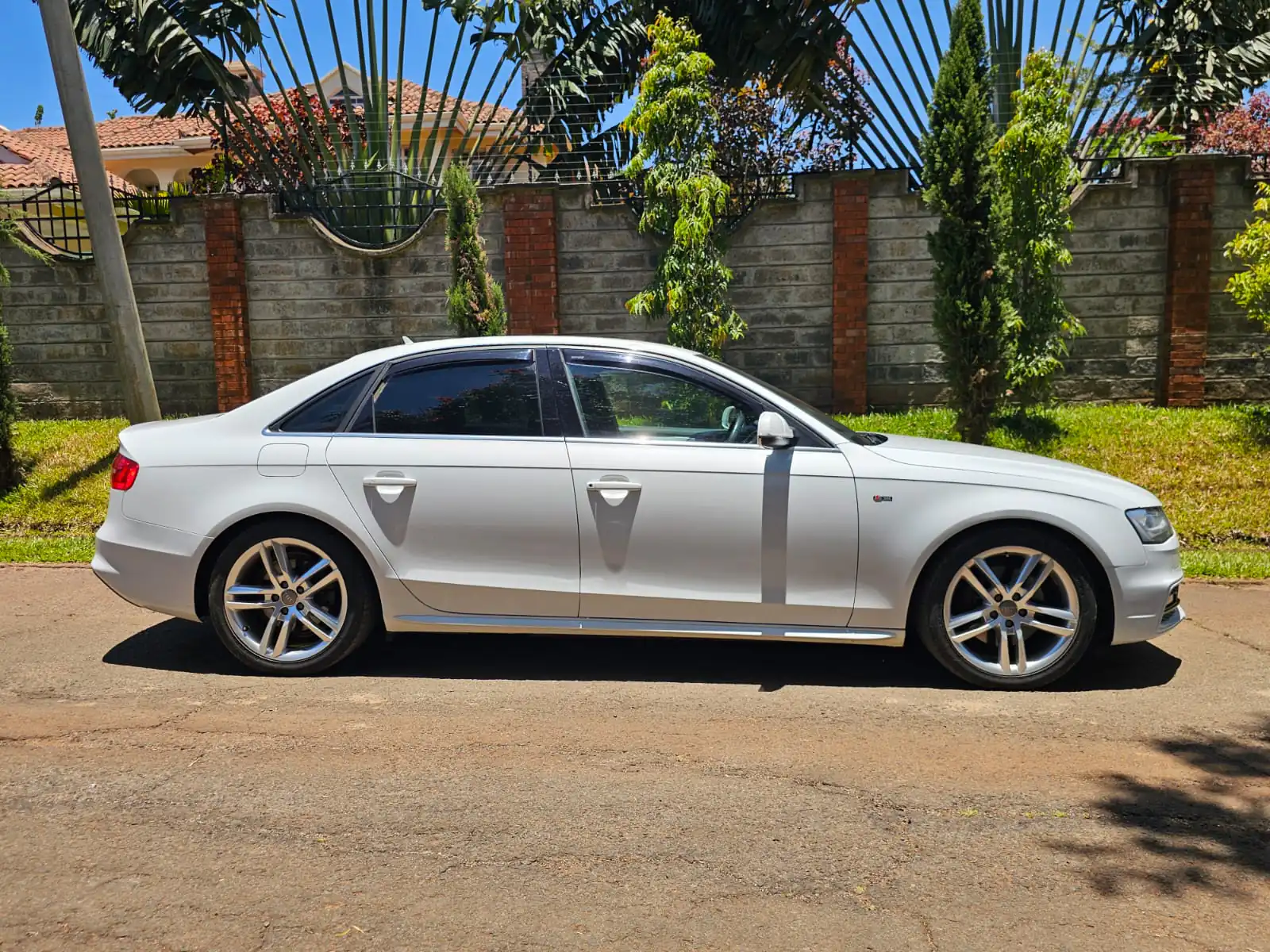 AUDI A4 SEDAN fully loaded QUICK SALE You Pay 30% Deposit Hire purchase installments HP UpTo 70% financing/finance NO CRB STATUS CHECK Trade in OK