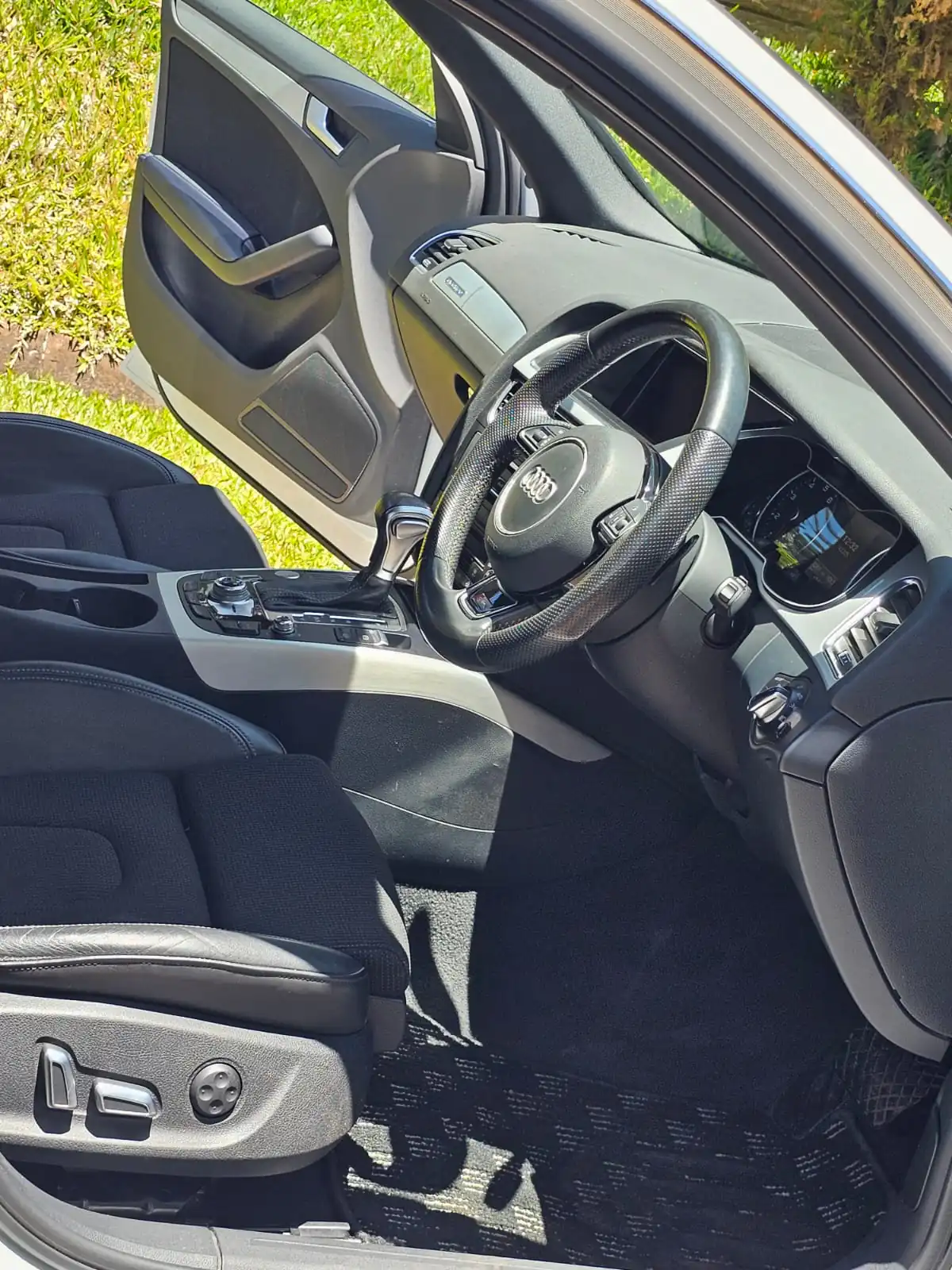 AUDI A4 SEDAN fully loaded QUICK SALE You Pay 30% Deposit Hire purchase installments HP UpTo 70% financing/finance NO CRB STATUS CHECK Trade in OK