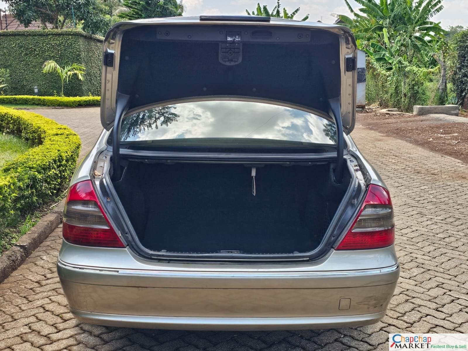 Mercedes Benz E CLASS fully loaded QUICK SALE You Pay 30% Deposit Hire purchase installments HP UpTo 70% financing/finance NO CRB STATUS CHECK Trade in OK e200