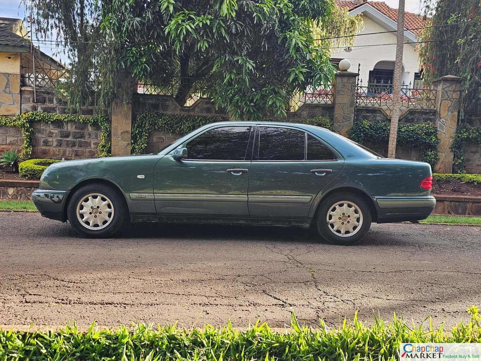 MERCEDES-BENZ e200 e class 124 111 fully loaded QUICK SALE You Pay 30% Deposit Hire purchase installments HP UpTo 70% financing/finance NO CRB STATUS CHECK Trade in OK