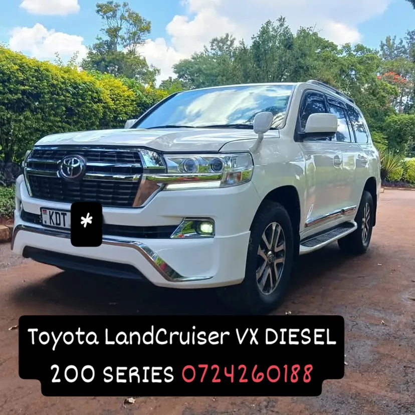 Toyota land-cruiser vx v8 DIESEL 200 SERIES Fully Loaded QUICK SALE You Pay 30% Deposit Hire purchase installments HP UpTo 70% financing/finance NO CRB STATUS CHECK Trade in OK