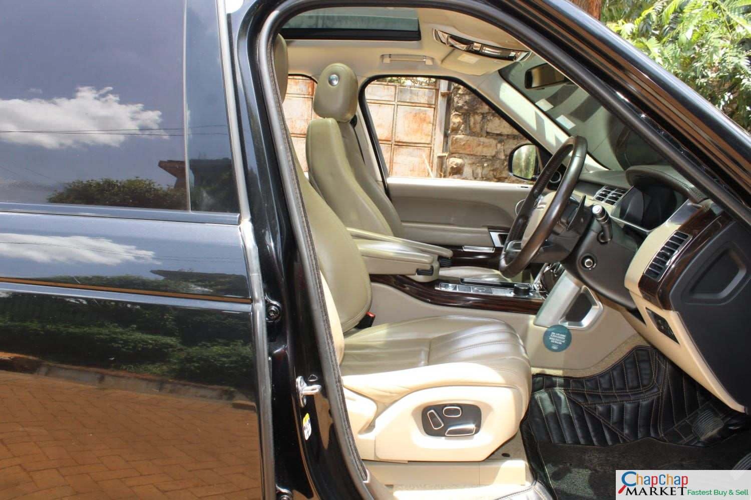 RANGE ROVER VOGUE 3L PARONAMIC view QUICK SALE You Pay 30% Deposit Hire purchase installments HP UpTo 70% financing/finance NO CRB STATUS CHECK Trade in OK