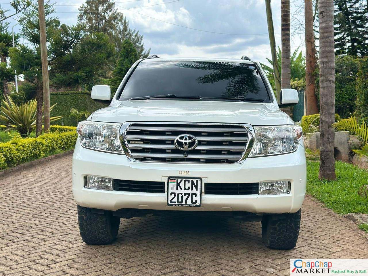 TOYOTA LAND-CRUISER 200 SERIES QUICK SALE You Pay 30% Deposit Hire purchase installments HP UpTo 70% financing/finance NO CRB STATUS CHECK Trade in OK