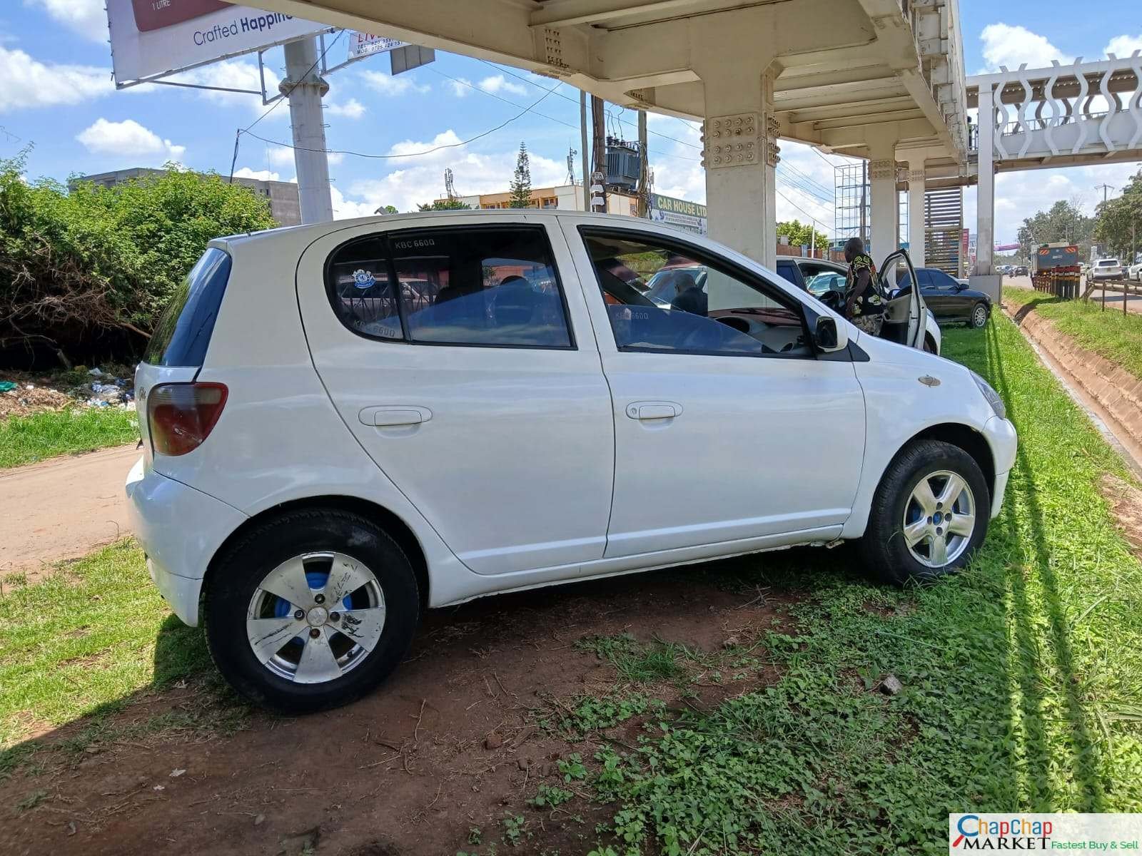 Toyota Vitz 330k Only 🤩 QUICK SALE You Pay 30% Deposit Hire purchase installments HP UpTo 70% financing/finance NO CRB STATUS CHECK Trade in OK