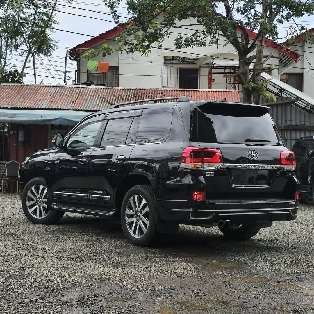 TOYOTA LAND-CRUISER V8 ZX New Arrival New Shape l QUICK SALE You Pay 30% Deposit Hire purchase installments HP UpTo 70% financing/finance NO CRB STATUS CHECK Trade in OK 20 Chapchapmarket 1a98b398c61e41bd