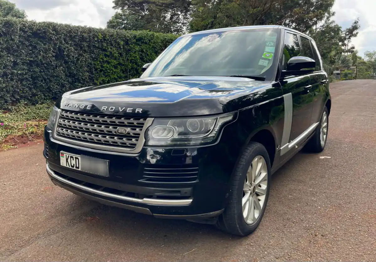 RANGE-ROVER VOGUE QUICKEST SALE EVER DEAL ON OFFER fully loaded QUICK SALE You Pay 30% Deposit Hire purchase installments HP UpTo 70% financing/finance NO CRB STATUS CHECK Trade in OK sdv6 22 Img 20250514 wa0036