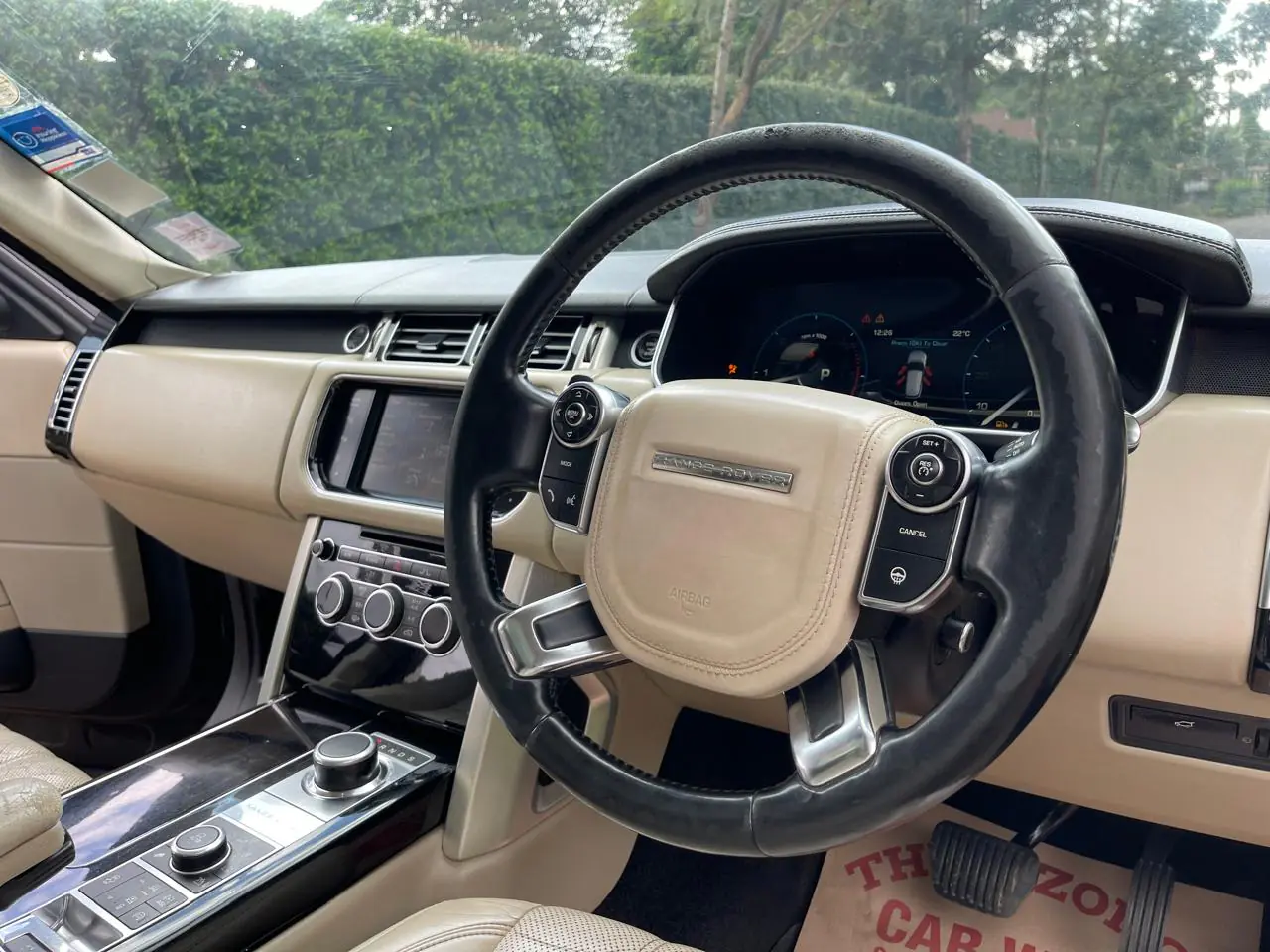 RANGE-ROVER VOGUE QUICKEST SALE EVER DEAL ON OFFER fully loaded QUICK SALE You Pay 30% Deposit Hire purchase installments HP UpTo 70% financing/finance NO CRB STATUS CHECK Trade in OK sdv6 19 Img 20250514 wa0043